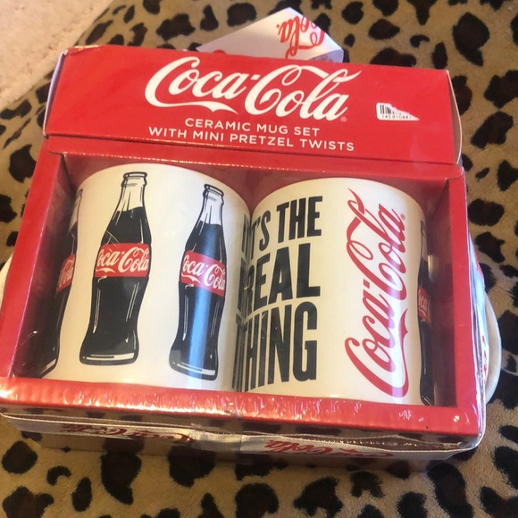 Other - MAKE OFFER! Coca Cola ceramic mug set